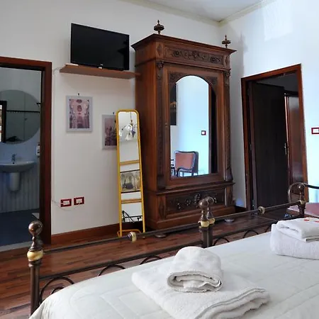 Il Giardino Di Pietra Bed & Breakfast 3*