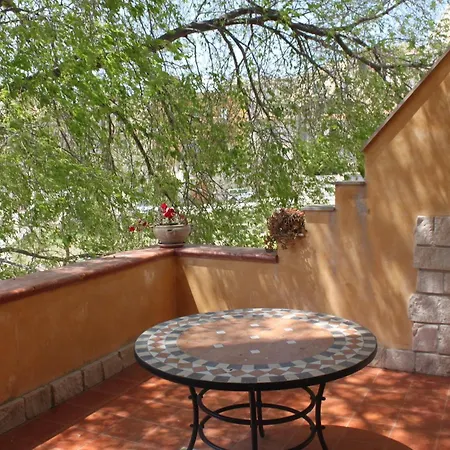 Bed & Breakfast Il Giardino Di Pietra 3*